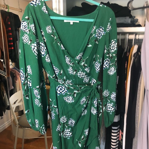 Wrap dress - Picture 2 of 4